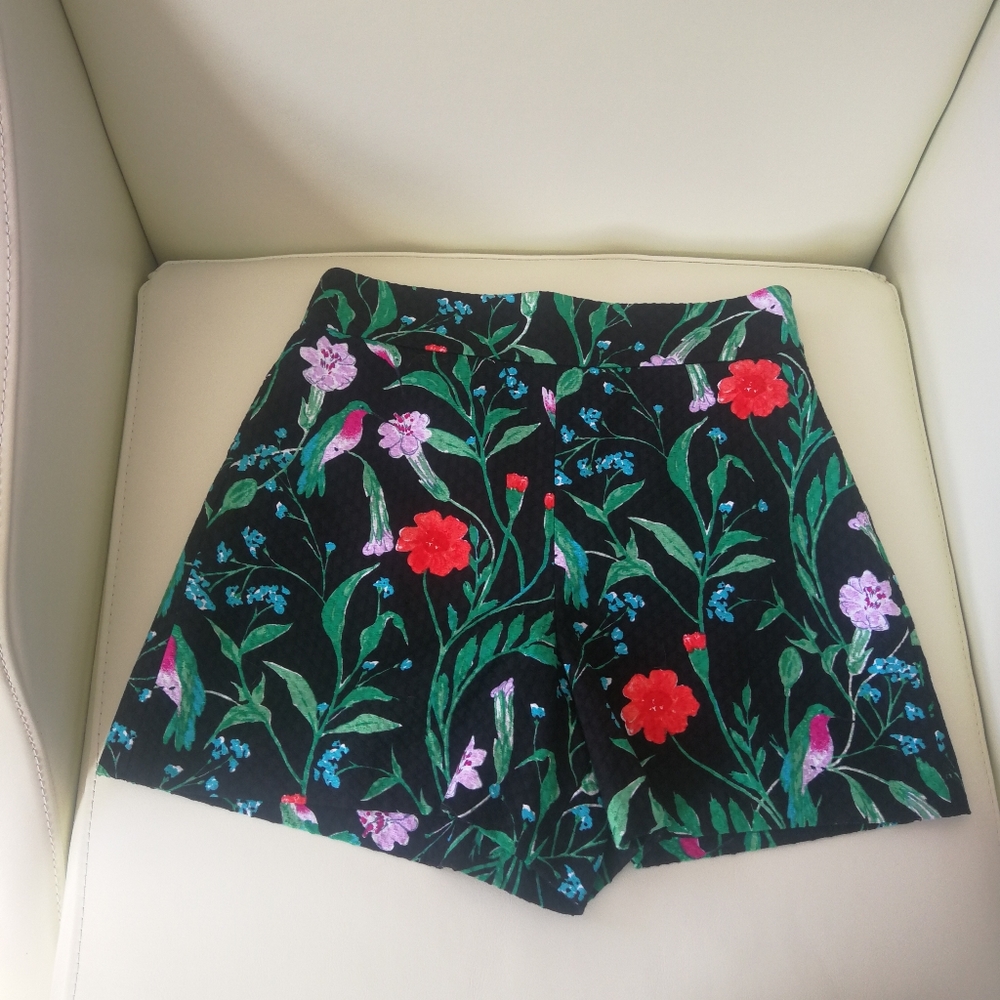 🌻 NEW Kate Spade Floral Shorts